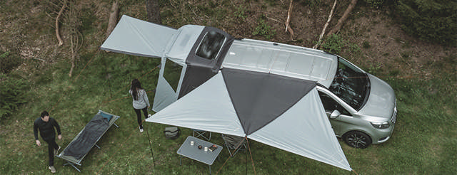 Drive-away awnings